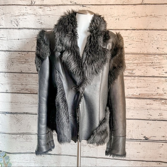 Women winter coat with fur - Picture 1 of 10